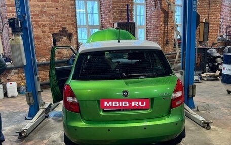 Skoda Fabia II, 2011 год, 730 000 рублей, 4 фотография