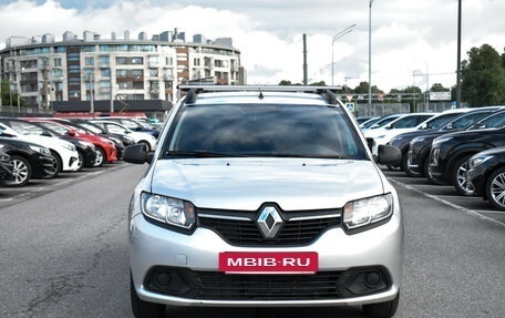 Renault Logan II, 2017 год, 649 000 рублей, 3 фотография