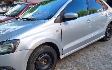 Volkswagen Polo VI (EU Market), 2012 год, 370 000 рублей, 3 фотография