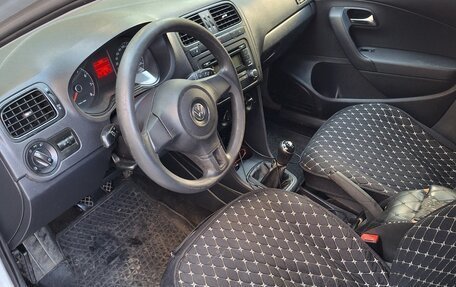 Volkswagen Polo VI (EU Market), 2012 год, 370 000 рублей, 11 фотография