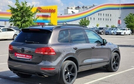 Volkswagen Touareg III, 2011 год, 1 990 000 рублей, 12 фотография