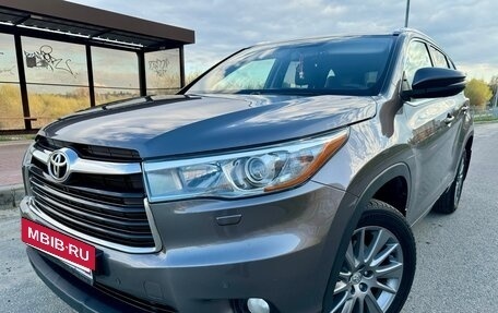 Toyota Highlander III, 2014 год, 2 850 000 рублей, 15 фотография
