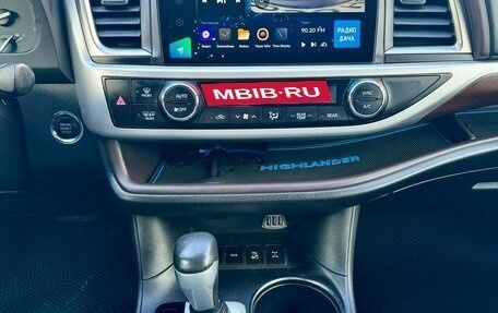 Toyota Highlander III, 2014 год, 2 850 000 рублей, 26 фотография