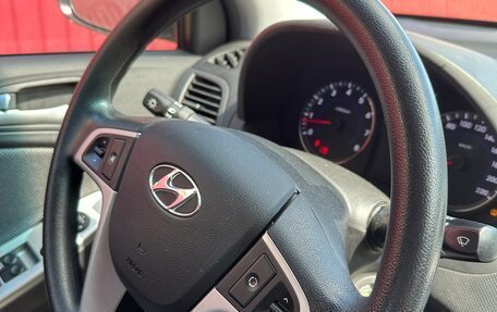 Hyundai Solaris II рестайлинг, 2012 год, 1 400 000 рублей, 8 фотография