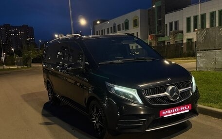 Mercedes-Benz V-Класс, 2020 год, 4 750 000 рублей, 3 фотография