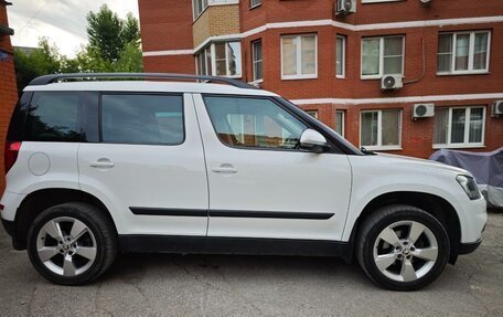 Skoda Yeti I рестайлинг, 2017 год, 1 650 000 рублей, 2 фотография