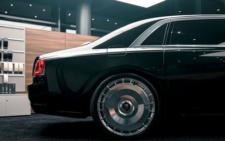 Rolls-Royce Ghost I, 2014 год, 18 000 000 рублей, 11 фотография