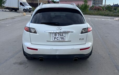 Infiniti FX I, 2005 год, 700 000 рублей, 3 фотография