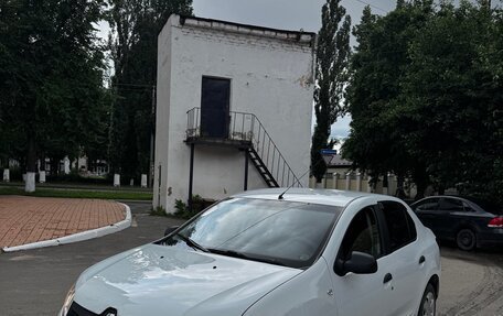Renault Logan II, 2015 год, 445 000 рублей, 1 фотография