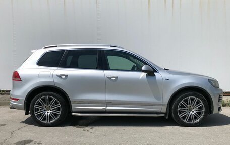 Volkswagen Touareg III, 2011 год, 2 015 000 рублей, 6 фотография
