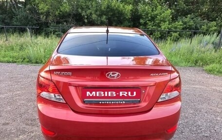 Hyundai Solaris II рестайлинг, 2011 год, 650 000 рублей, 4 фотография