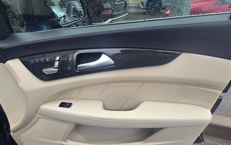Mercedes-Benz CLS, 2016 год, 2 600 000 рублей, 10 фотография