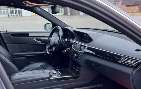 Mercedes-Benz E-Класс, 2009 год, 1 700 000 рублей, 7 фотография