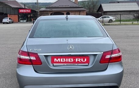 Mercedes-Benz E-Класс, 2009 год, 1 700 000 рублей, 4 фотография