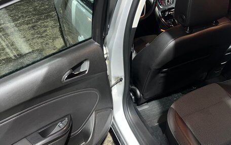Opel Astra J, 2010 год, 740 000 рублей, 10 фотография
