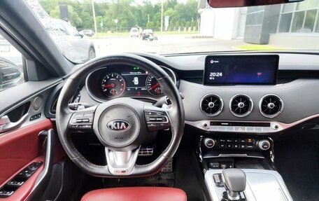 KIA Stinger I, 2021 год, 3 300 000 рублей, 10 фотография