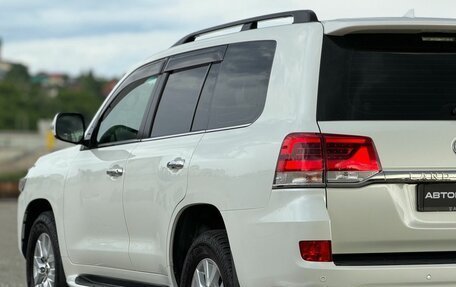 Toyota Land Cruiser 200, 2017 год, 6 700 000 рублей, 24 фотография