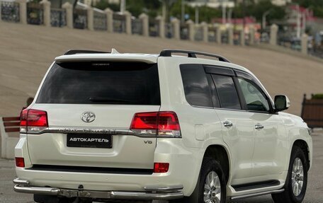 Toyota Land Cruiser 200, 2017 год, 6 700 000 рублей, 17 фотография