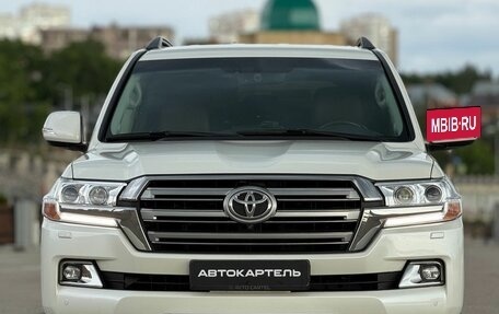 Toyota Land Cruiser 200, 2017 год, 6 700 000 рублей, 11 фотография