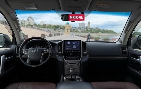 Toyota Land Cruiser 200, 2017 год, 6 700 000 рублей, 39 фотография