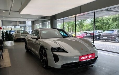 Porsche Taycan I, 2023 год, 18 900 000 рублей, 3 фотография
