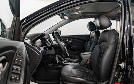 Hyundai Tucson III, 2010 год, 1 300 000 рублей, 6 фотография