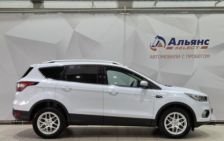 Ford Kuga III, 2017 год, 1 900 000 рублей, 2 фотография
