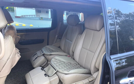KIA Carnival III, 2019 год, 3 450 000 рублей, 14 фотография