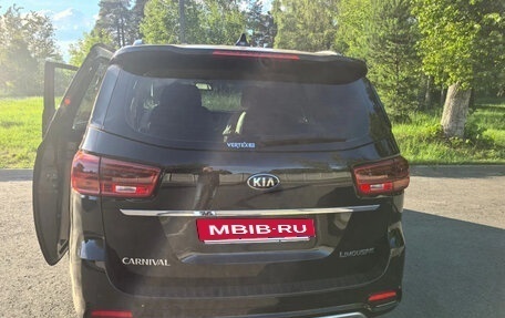 KIA Carnival III, 2019 год, 3 450 000 рублей, 20 фотография