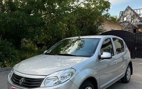 Renault Sandero I, 2011 год, 620 000 рублей, 2 фотография