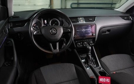 Skoda Octavia, 2017 год, 1 900 000 рублей, 6 фотография