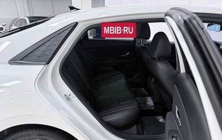 Hyundai Elantra, 2023 год, 1 540 000 рублей, 8 фотография