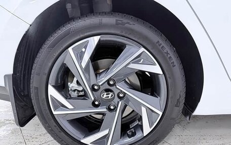 Hyundai Elantra, 2023 год, 1 540 000 рублей, 22 фотография