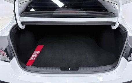 Hyundai Elantra, 2023 год, 1 540 000 рублей, 19 фотография