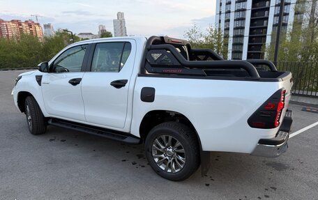 Toyota Hilux VIII, 2025 год, 5 850 000 рублей, 4 фотография