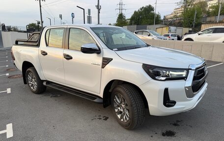 Toyota Hilux VIII, 2025 год, 5 850 000 рублей, 10 фотография