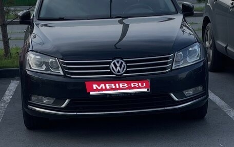 Volkswagen Passat B7, 2012 год, 1 150 000 рублей, 2 фотография