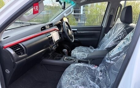 Toyota Hilux VIII, 2025 год, 5 850 000 рублей, 18 фотография