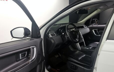 Land Rover Discovery Sport I рестайлинг, 2017 год, 1 580 000 рублей, 13 фотография