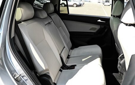 Volkswagen Tiguan II, 2019 год, 2 544 000 рублей, 7 фотография