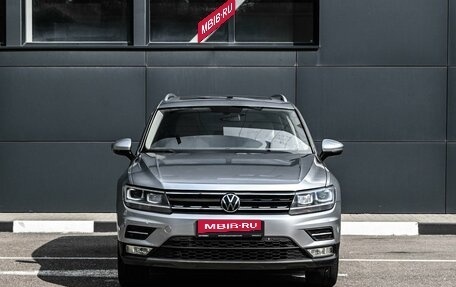 Volkswagen Tiguan II, 2019 год, 2 544 000 рублей, 3 фотография