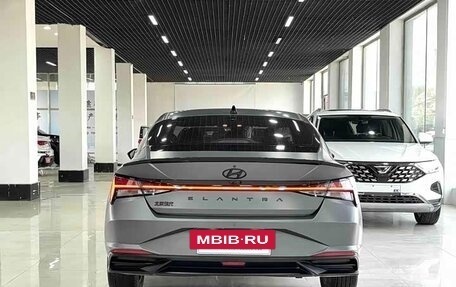 Hyundai Elantra, 2022 год, 1 580 000 рублей, 11 фотография