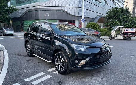 Toyota RAV4, 2019 год, 1 950 008 рублей, 3 фотография