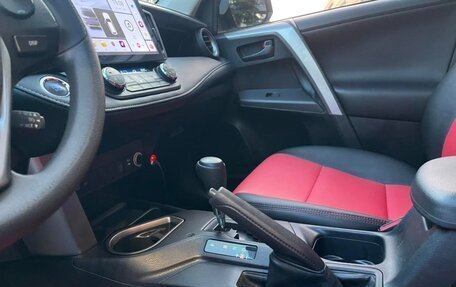 Toyota RAV4, 2019 год, 1 950 008 рублей, 14 фотография