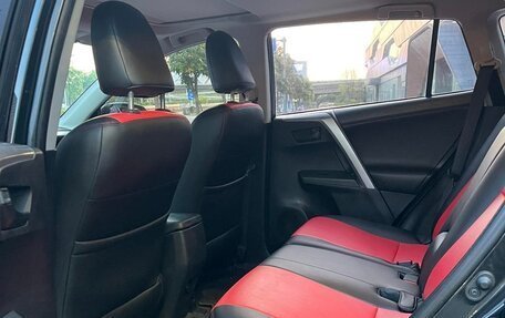 Toyota RAV4, 2019 год, 1 950 008 рублей, 18 фотография