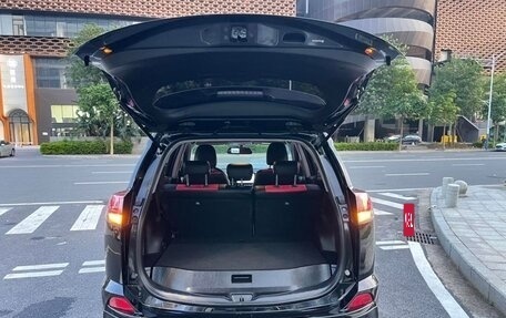 Toyota RAV4, 2019 год, 1 950 008 рублей, 19 фотография
