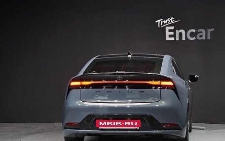 Toyota Prius IV XW50, 2025 год, 3 870 123 рублей, 4 фотография
