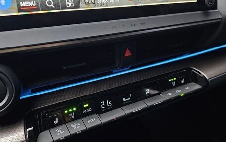 Toyota Prius IV XW50, 2025 год, 3 870 123 рублей, 16 фотография