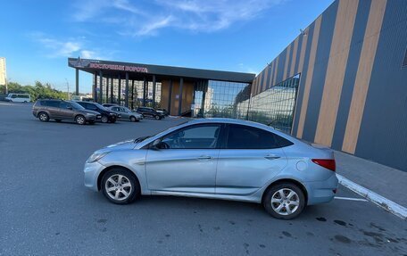 Hyundai Solaris II рестайлинг, 2013 год, 515 000 рублей, 15 фотография