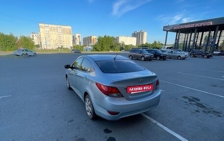 Hyundai Solaris II рестайлинг, 2013 год, 515 000 рублей, 14 фотография